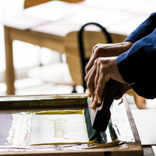 Acabados únicos artesanales para diferenciar tu carta, Ele & Uve para el restaurante Gigi