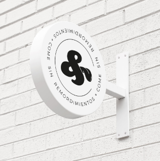 Estudio y creación de señalética exterior e interior, por Ele y Uve